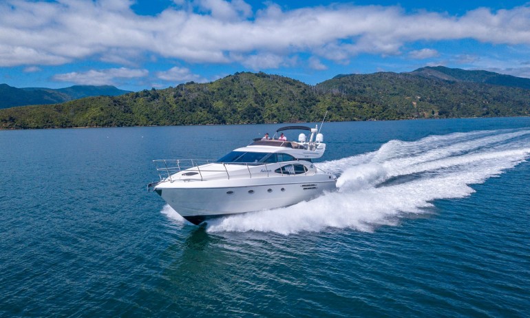 Azimut 52 1