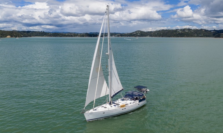 Beneteau Oceanis 473 23