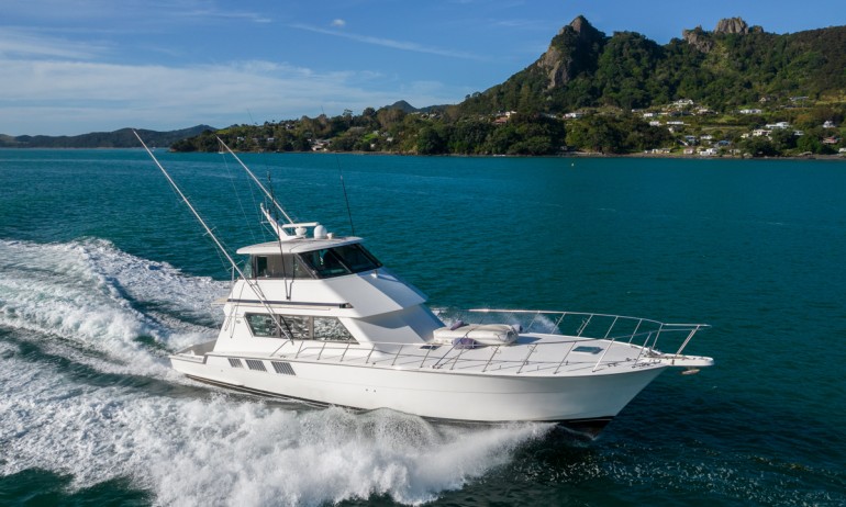 HATTERAS 65 110
